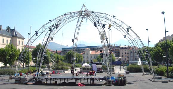 Circo da Madrugada - montage de la structure