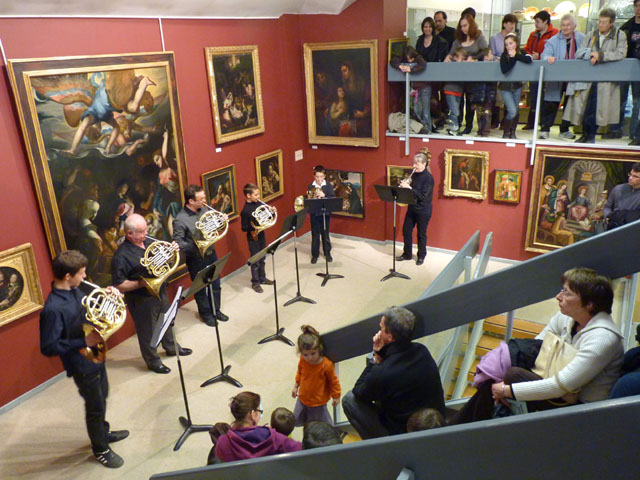 Déambulation musicale des cuivres du conservatoire au musée départemental