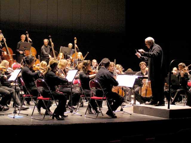 Gap, théâtre La Passerelle : symphonies de Haydn, Marc Minkovski dirige Les Musiciens du Louvre