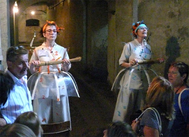 Gap, couvent de la Providence, "les visites loufoques" (2008, dans la rue souterraine)